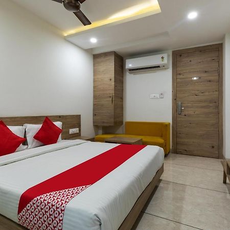 Capital O 47403 Hotel Manjeet Bhopal Exterior photo