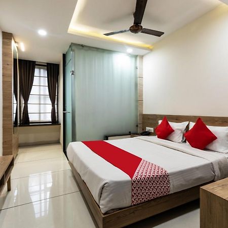 Capital O 47403 Hotel Manjeet Bhopal Exterior photo