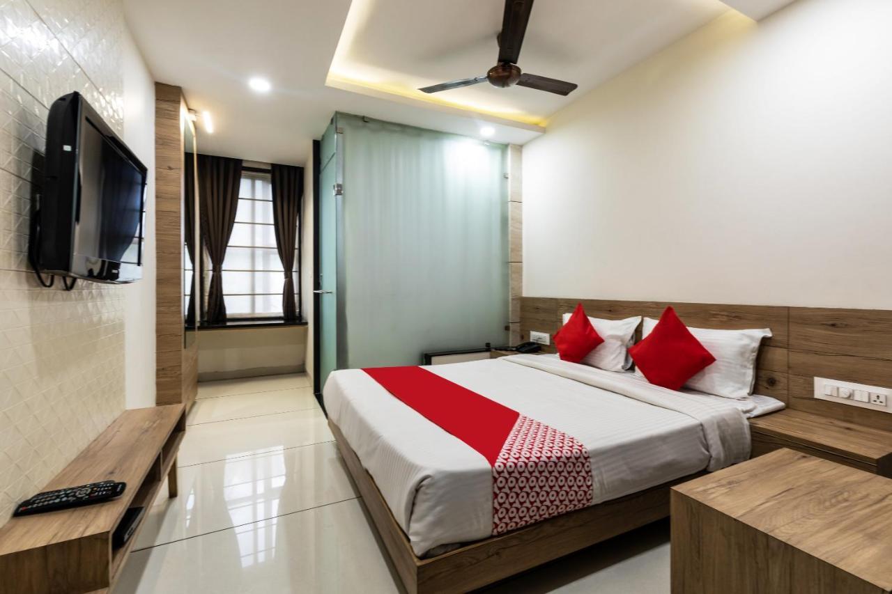 Capital O 47403 Hotel Manjeet Bhopal Exterior photo