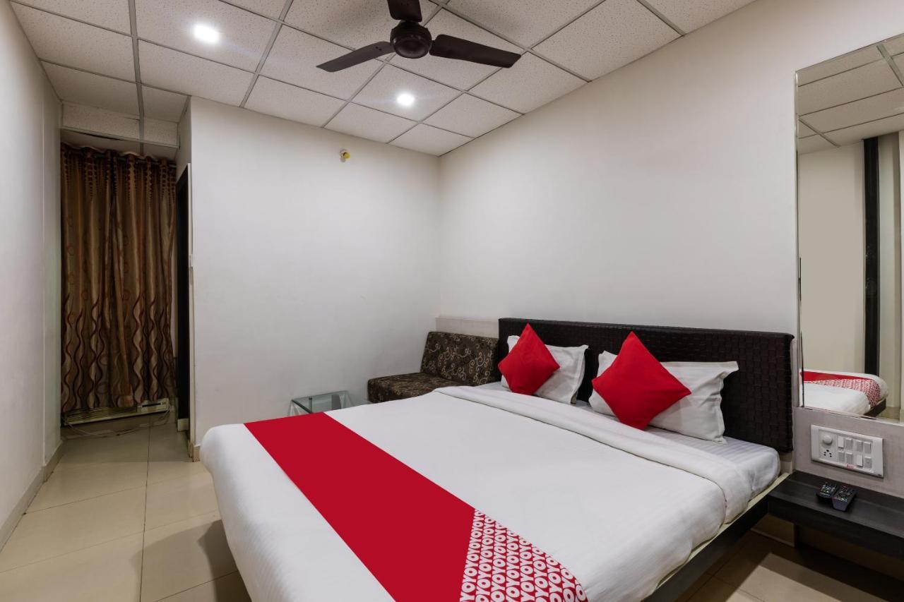 Capital O 47403 Hotel Manjeet Bhopal Exterior photo