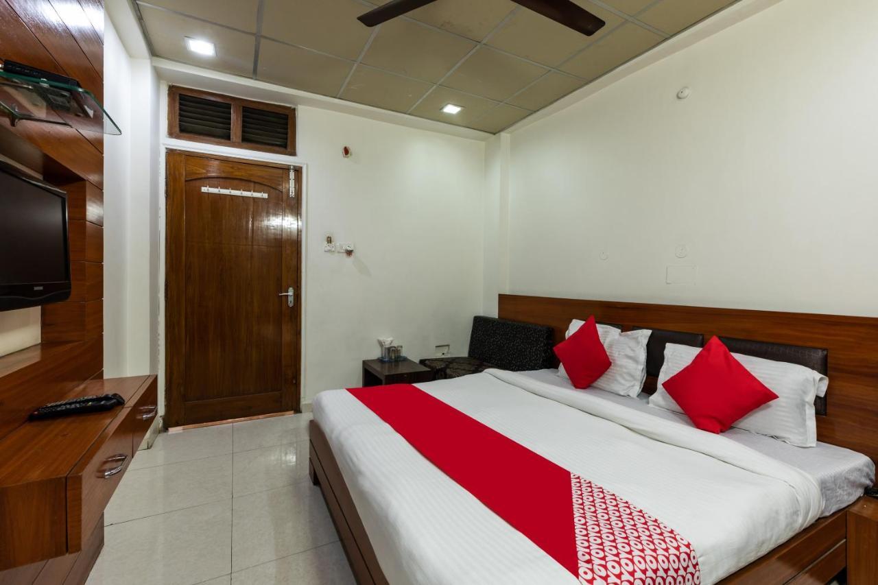 Capital O 47403 Hotel Manjeet Bhopal Exterior photo